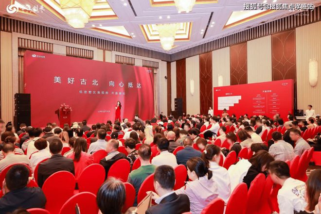 亲子房健身运动文案_亲子健身房运动_亲子房健身运动视频