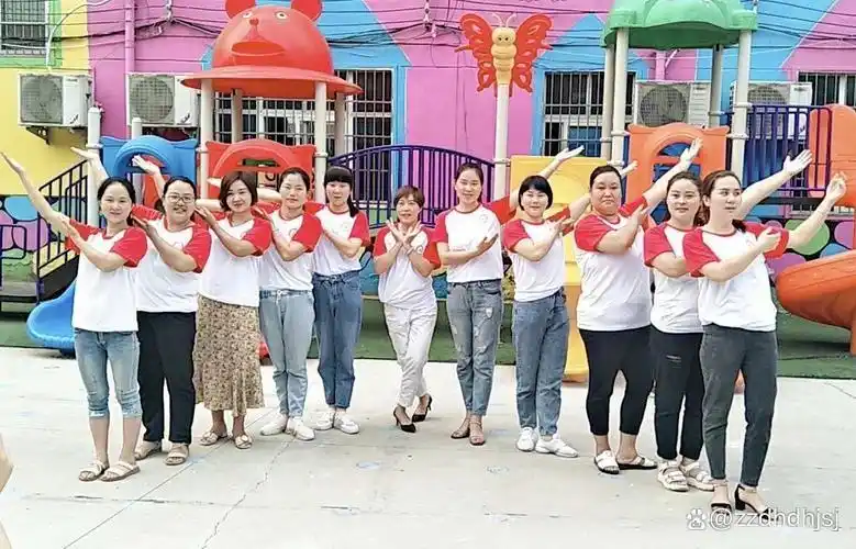 小班幼儿生活技能教育计划_小班生活技能教学计划_小班幼儿生活技能活动方案