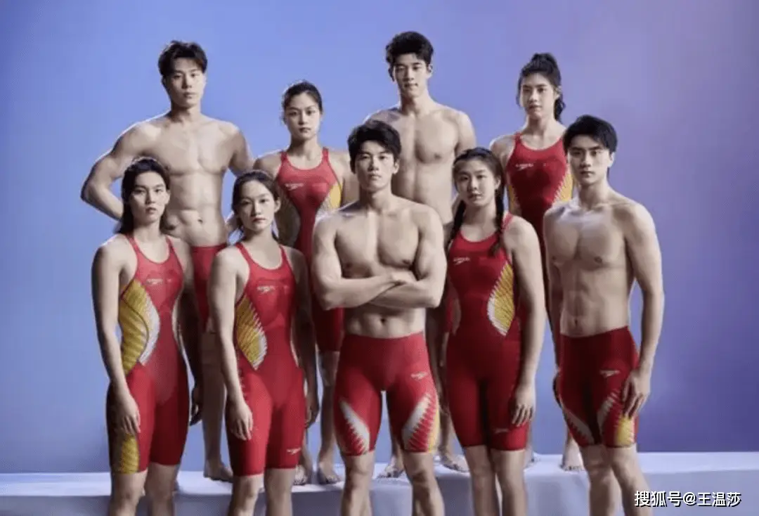 游泳冠军2021女_游泳冠军2024巴黎_2021二百米游泳冠军